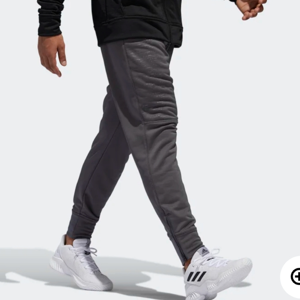 NWT Men's size XL Adidas training pants